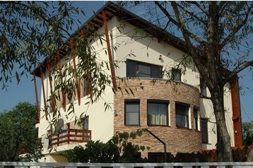 Rumānija Penzión Cornu, Eksterjers